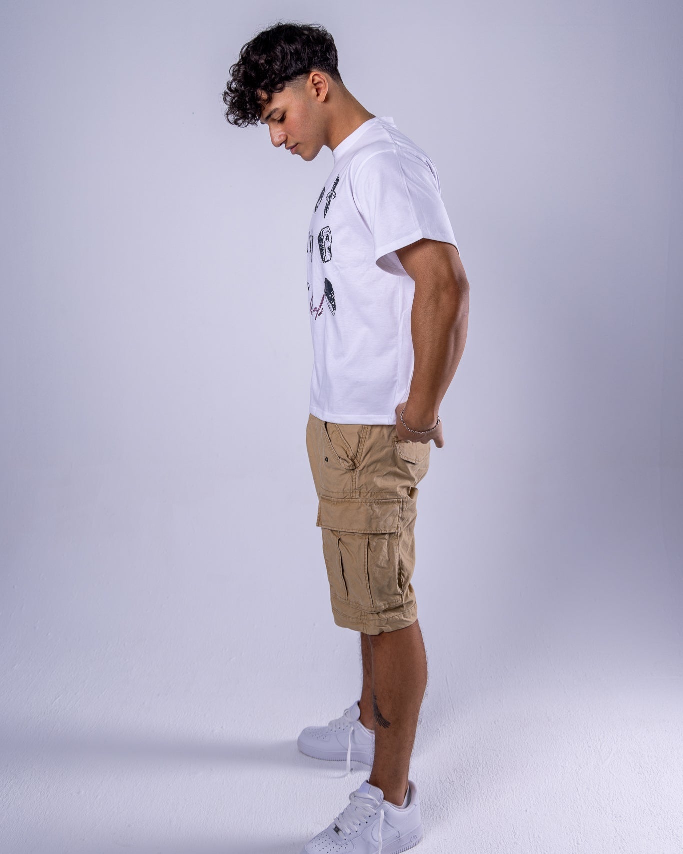 Pink diamonds tee